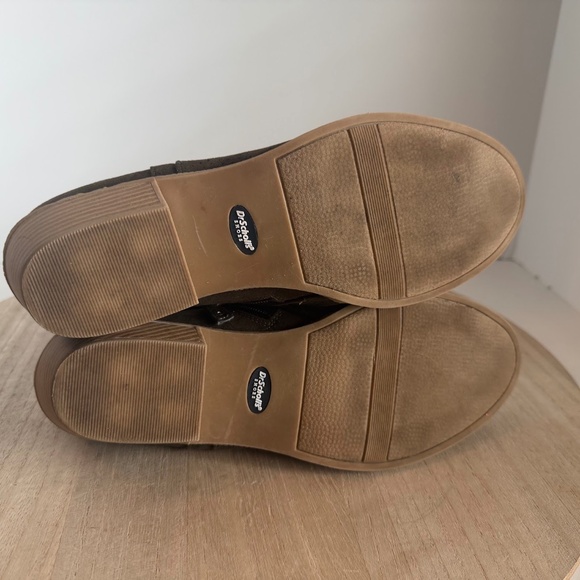 Dr. Scholl's Women's Brown Suede Perforated Ankle Booties Size 9.5 - Picture 4 of 7